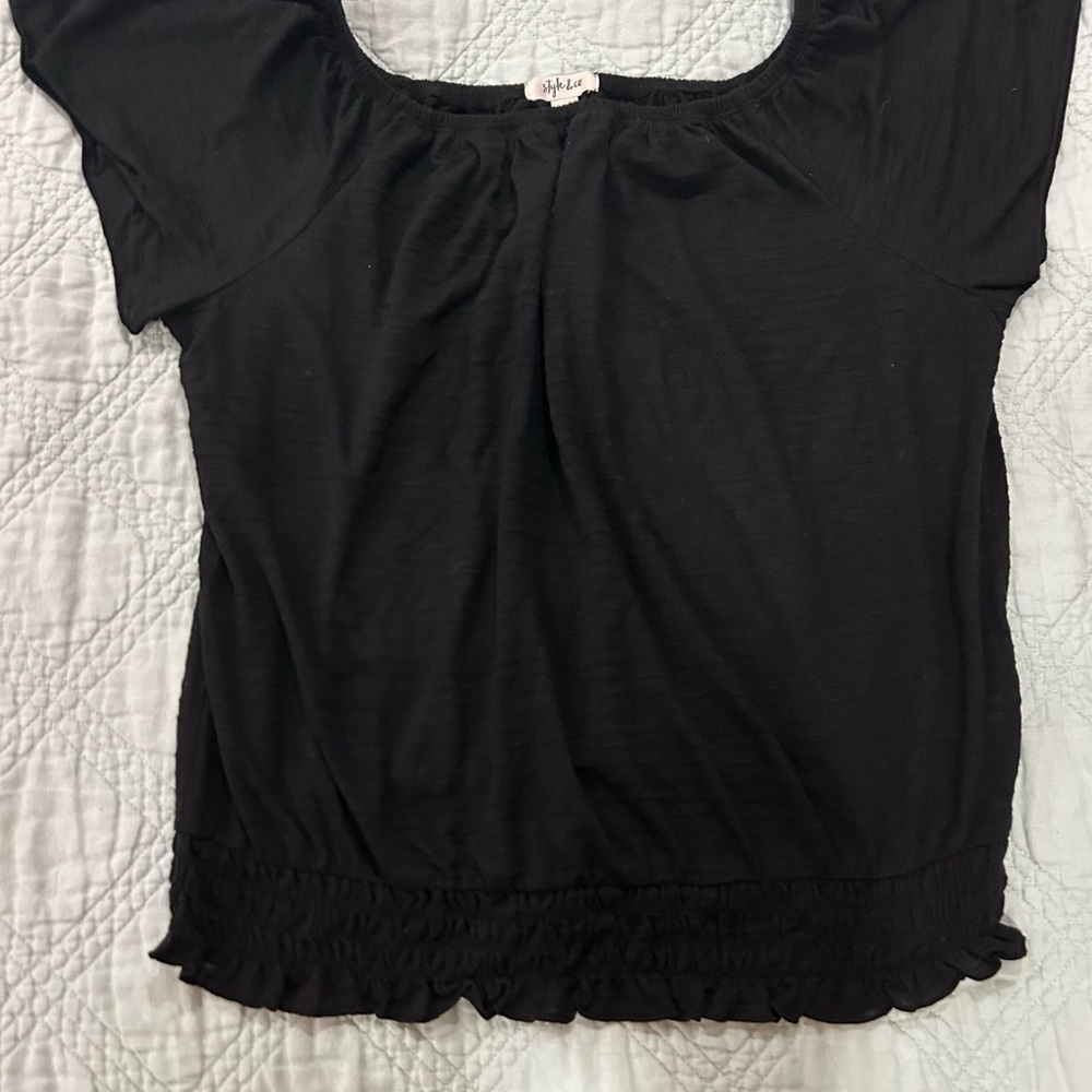 Style & Co Women's Short Sleeve Black Top, size large
